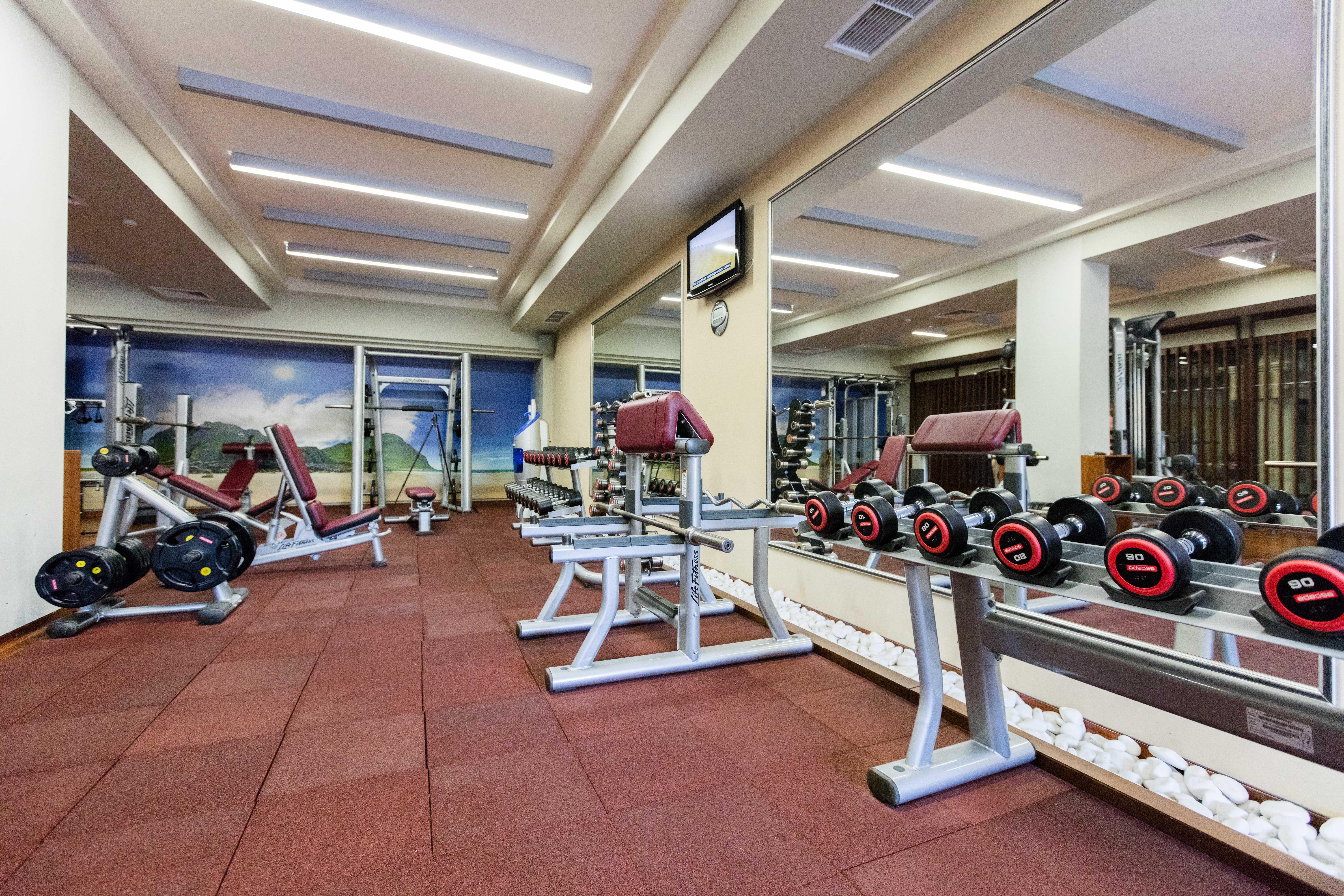 Primoretz Grand Hotel & Spa Burgaz Dış mekan fotoğraf A gym in a hotel