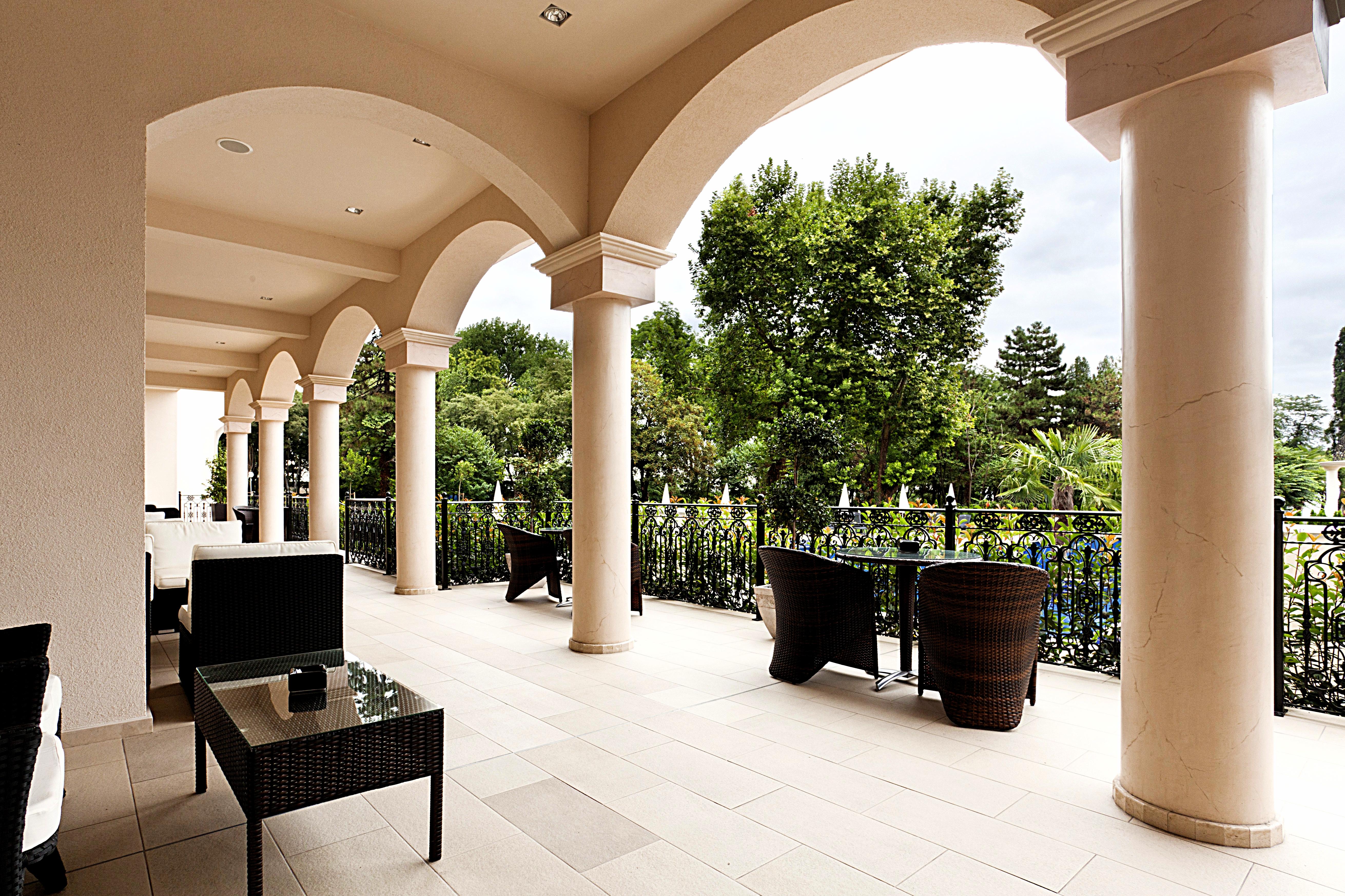 Primoretz Grand Hotel & Spa Burgaz Dış mekan fotoğraf The Terrace at The Dorchester